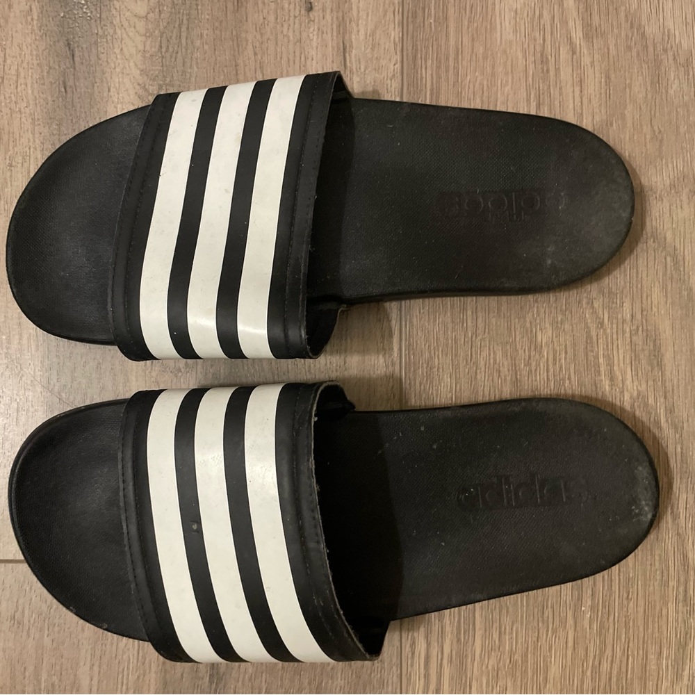 Women’s Adidas slippers